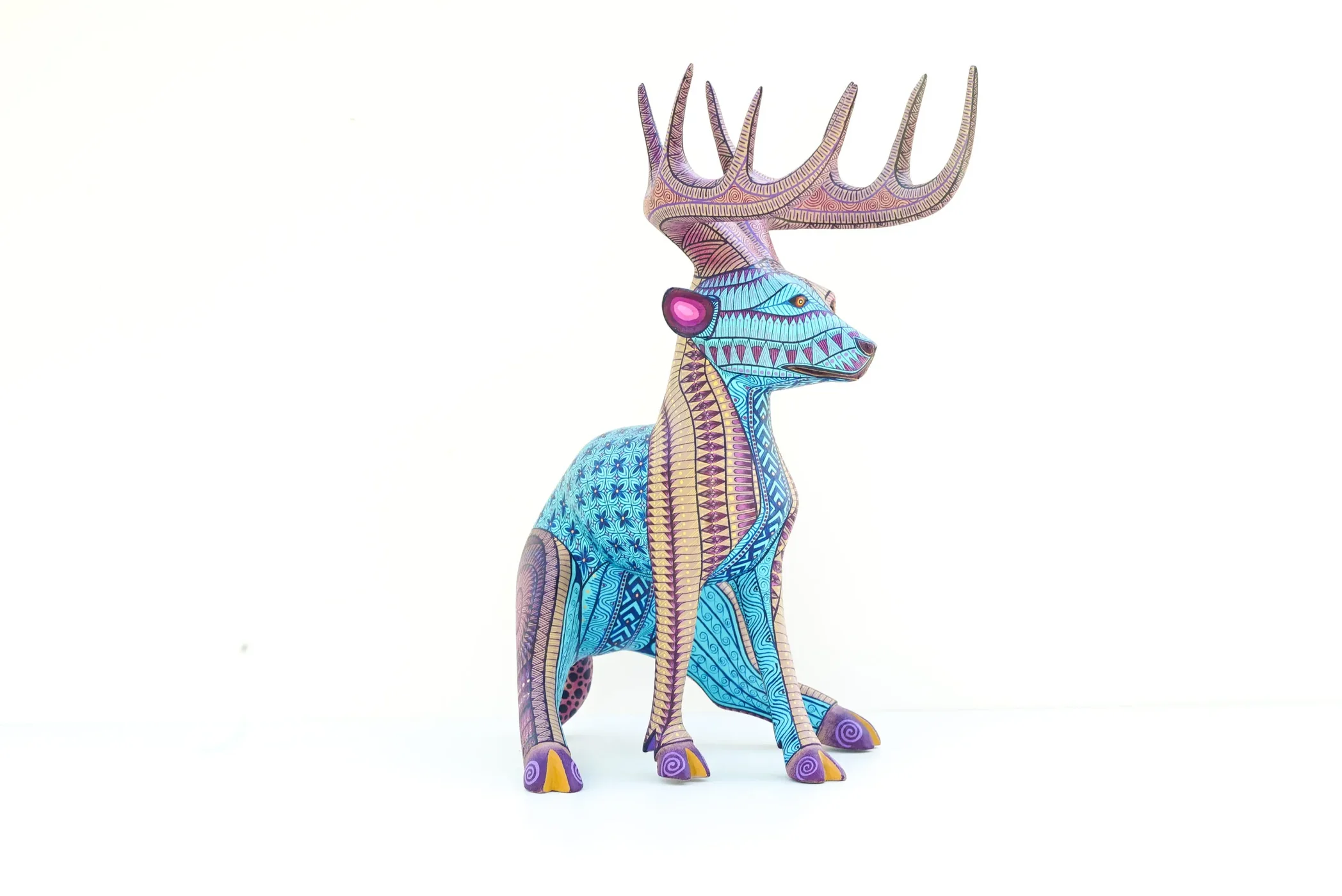 Object detail from the Alkimista collection